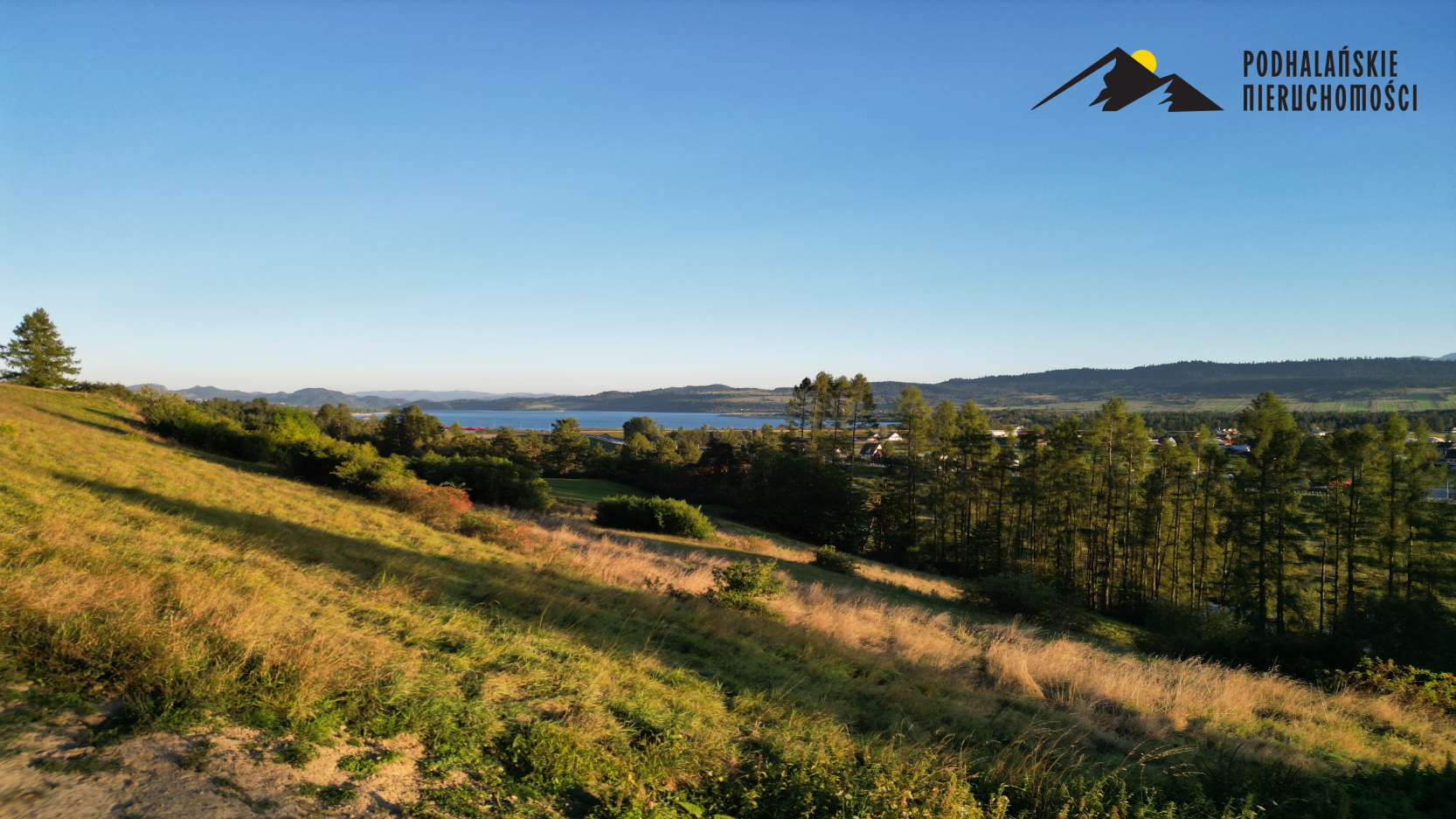 Działka budowlana z widokiem na Jezioro Czorsztyńskie i Tatry